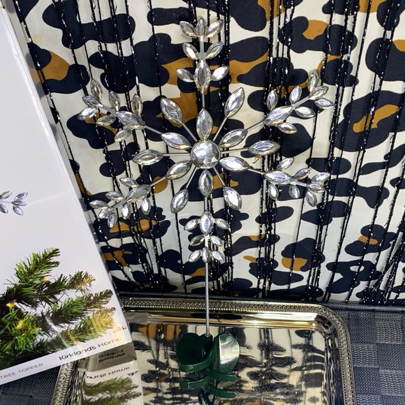 KIRKLAND HOME CHRISTMAS COLLECTION 
BEJEWELED STAR TREE TOPPER - Picture 2 of 6